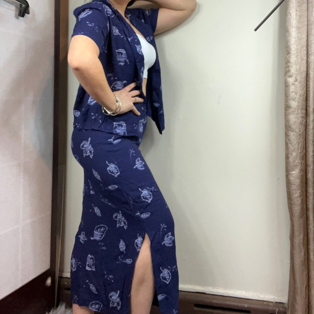 Notations Clothing co skirt and shirt set skirt size M shirt Size L blue